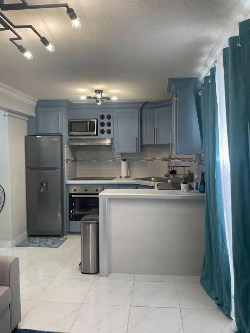 West View 2- Modern & Central Apartment Saint James