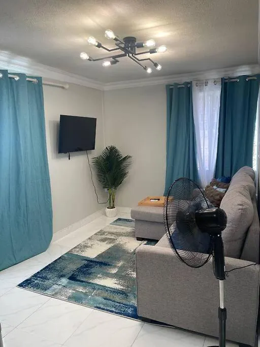 West View 2- Modern & Central Apartment Saint James